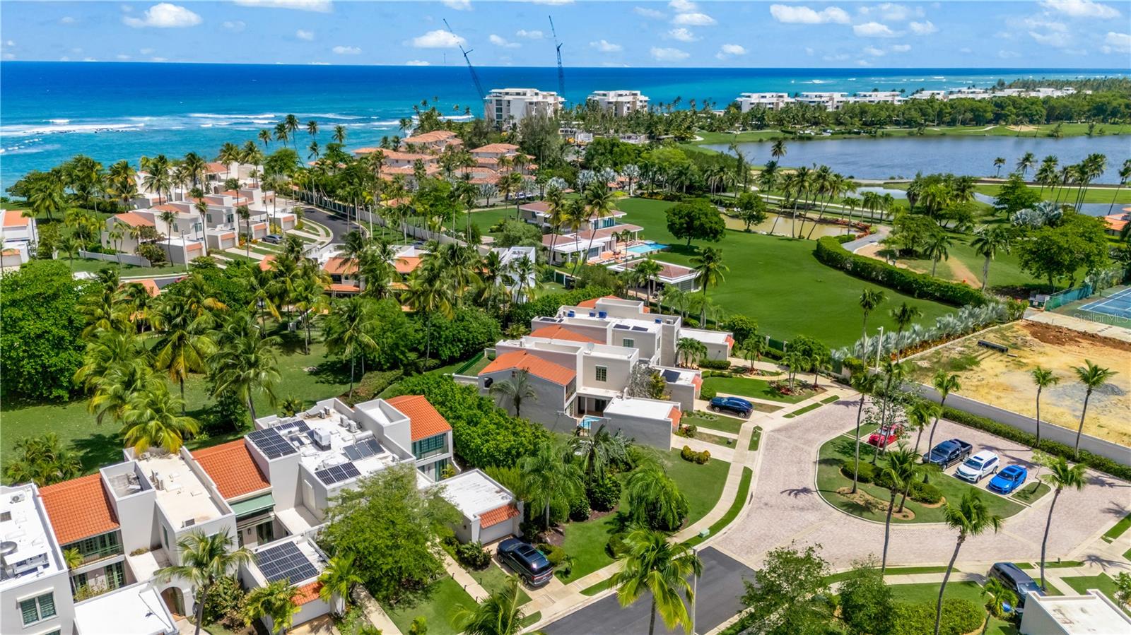 DORADO REEF - Residential