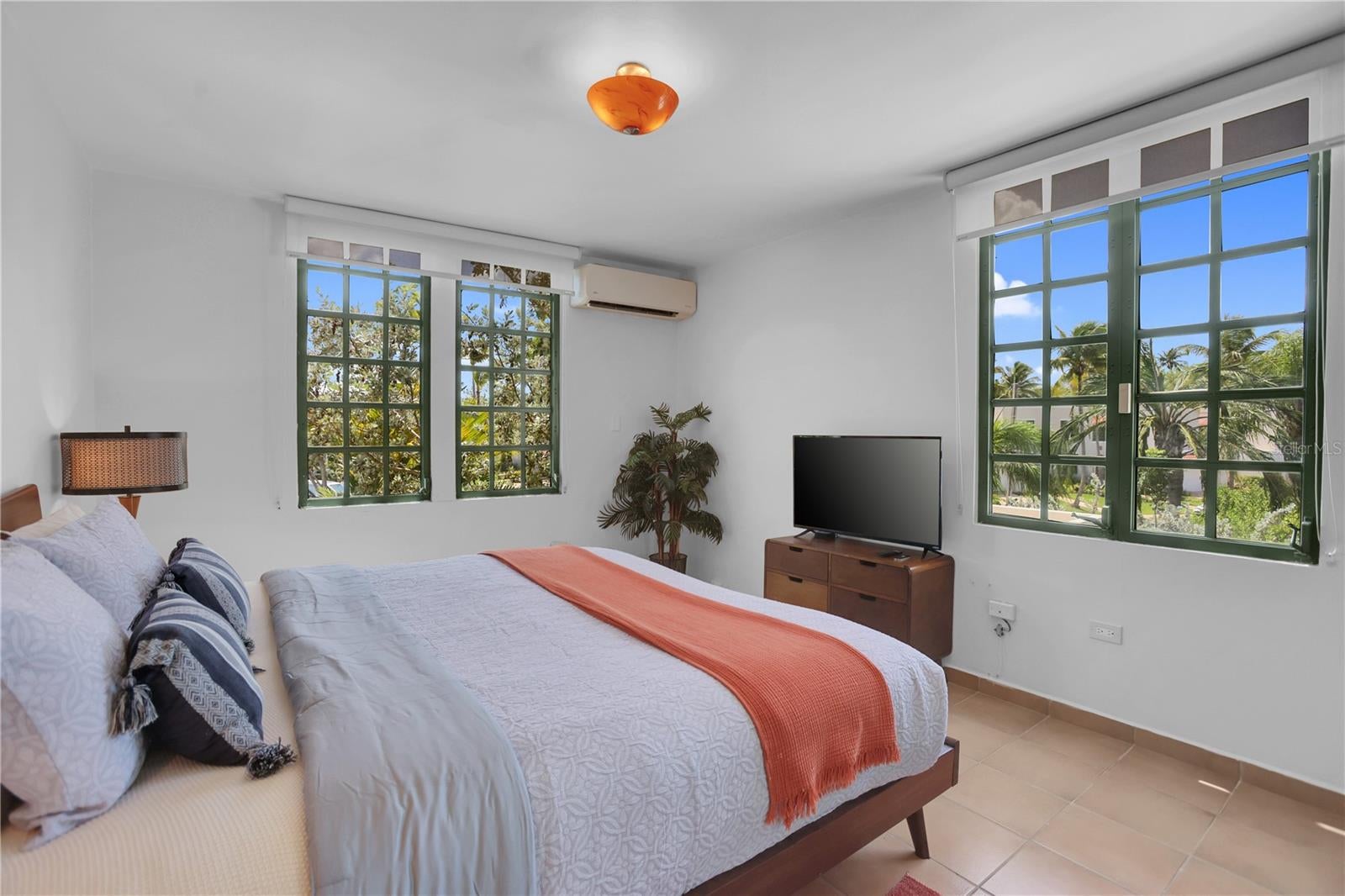 DORADO REEF - Residential