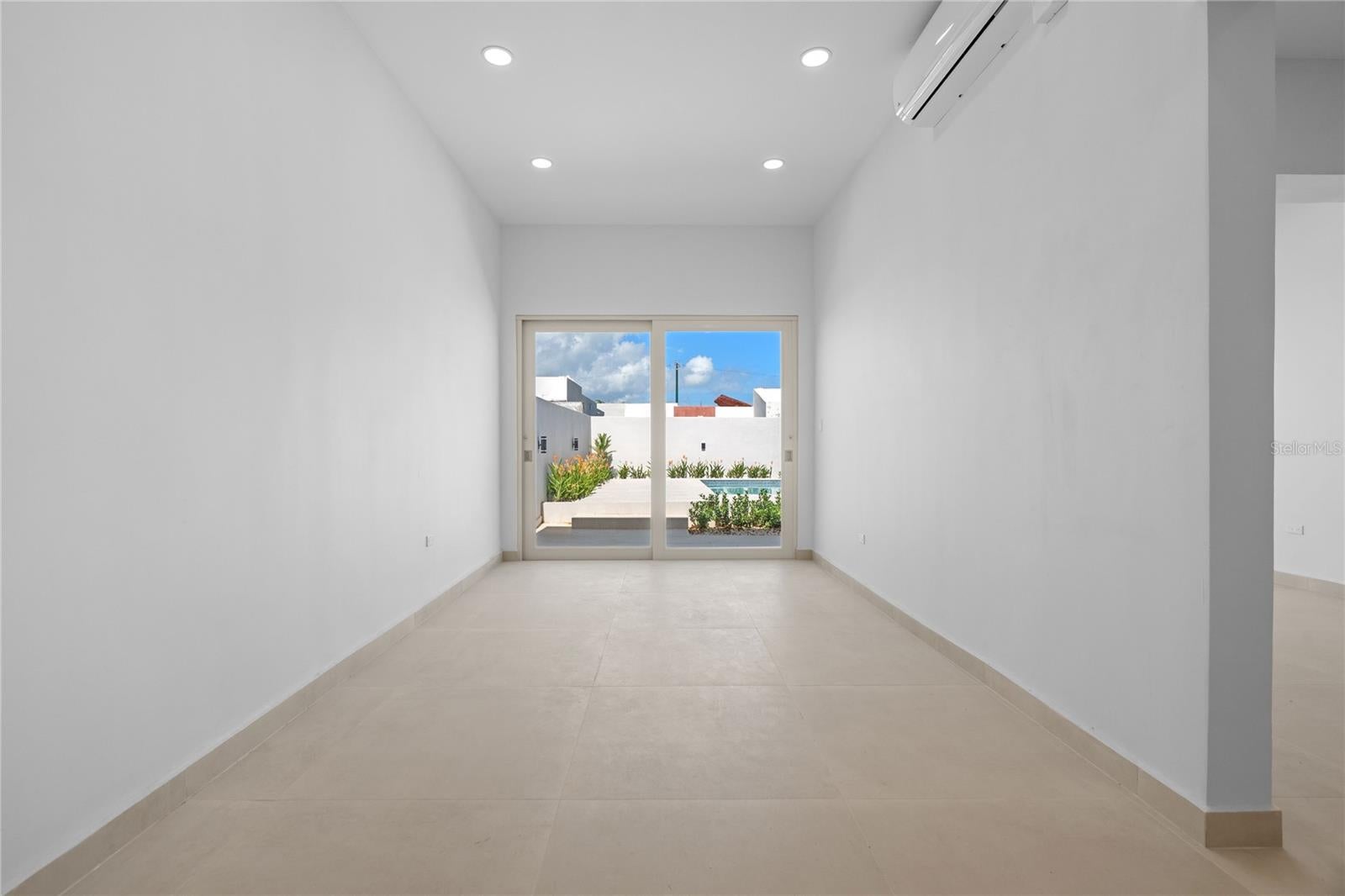 DORADO DEL MAR - Residential