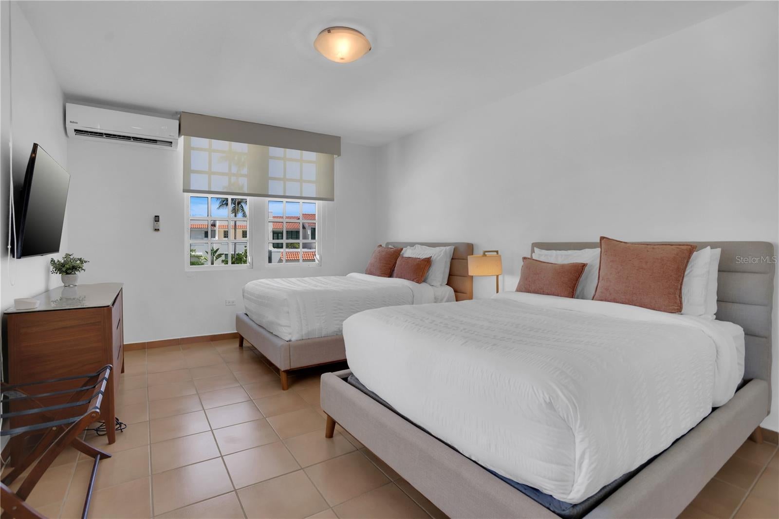 DORADO REEF - Residential