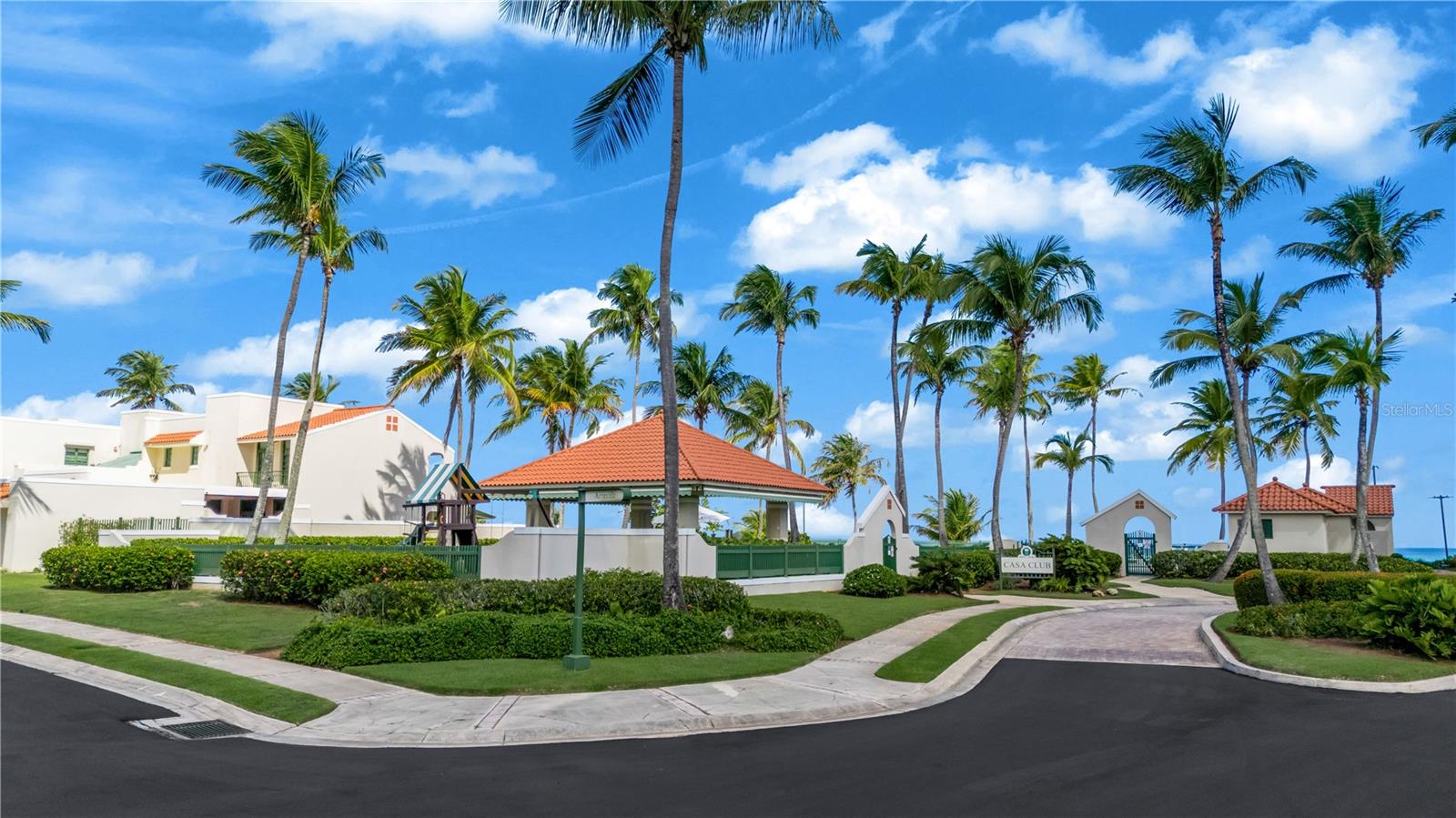 DORADO REEF - Residential