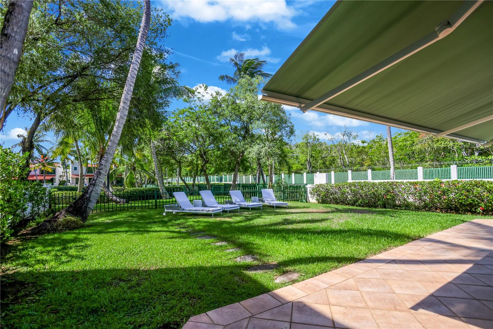 DORADO REEF - Residential