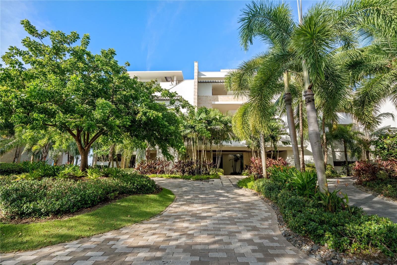 WEST BEACH RESIDENCES - Residential