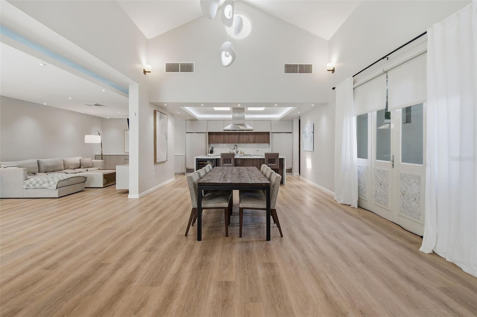 DORADO BEACH EAST - Residential