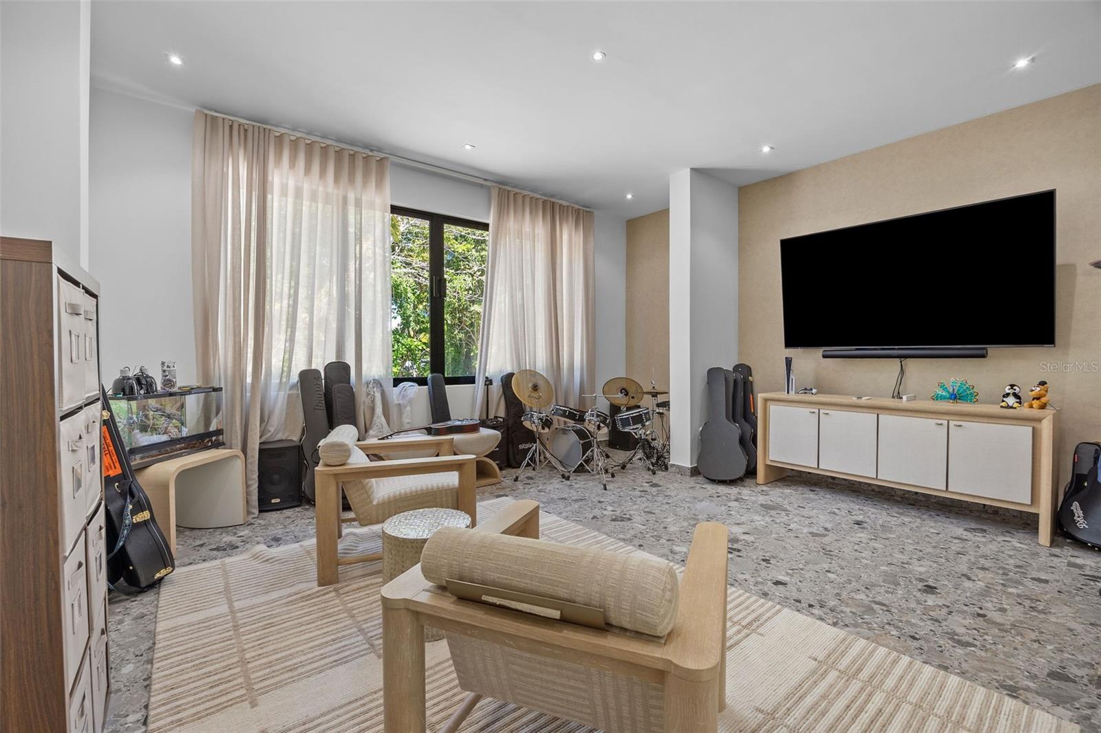 VILLA DORADO ESTATES - Residential