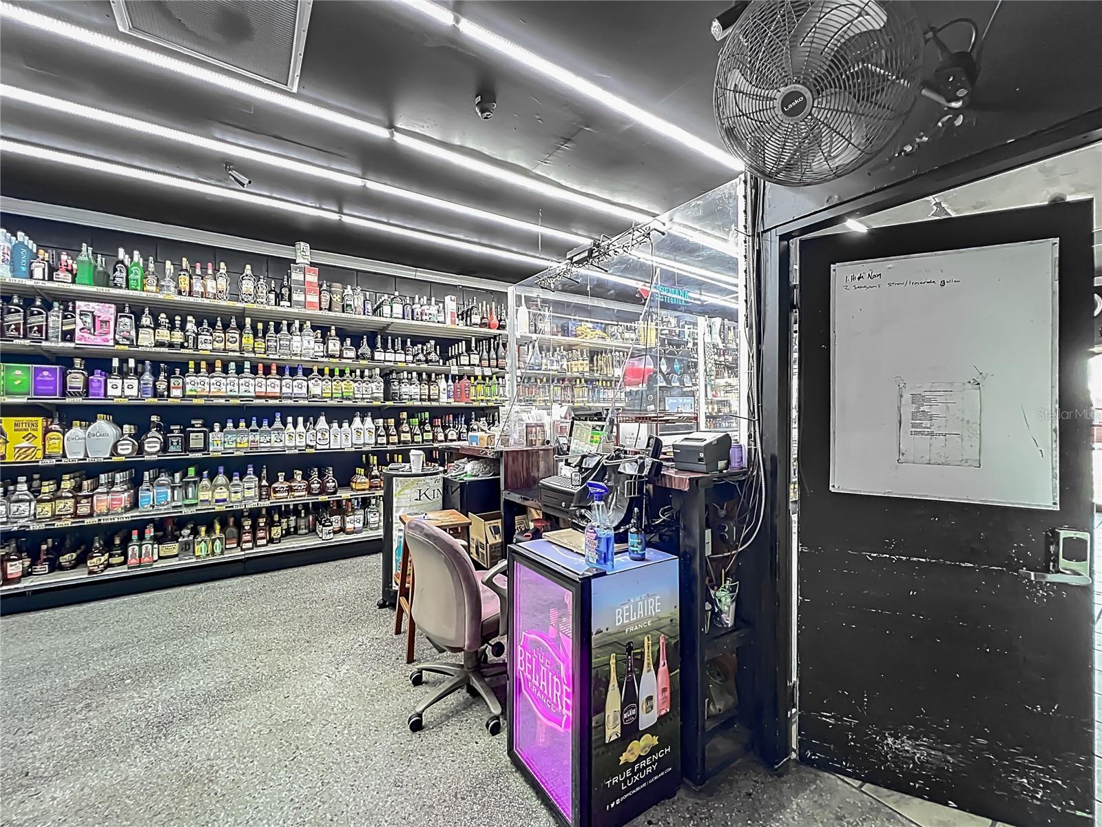 FAIRVIEW SHORES - Commercial Sale