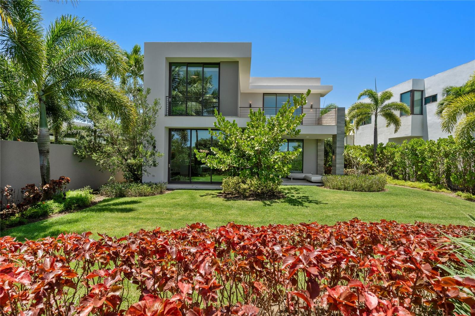 THE ENCLAVE AT DORADO RESORT - Residential