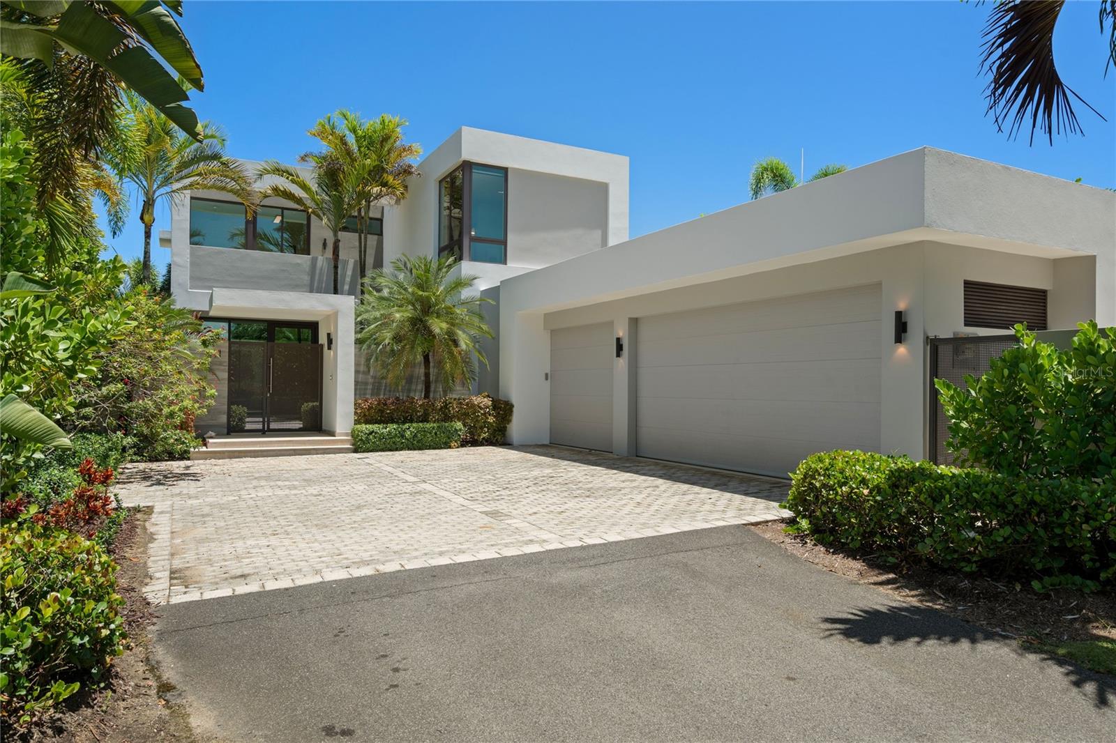 THE ENCLAVE AT DORADO RESORT - Residential