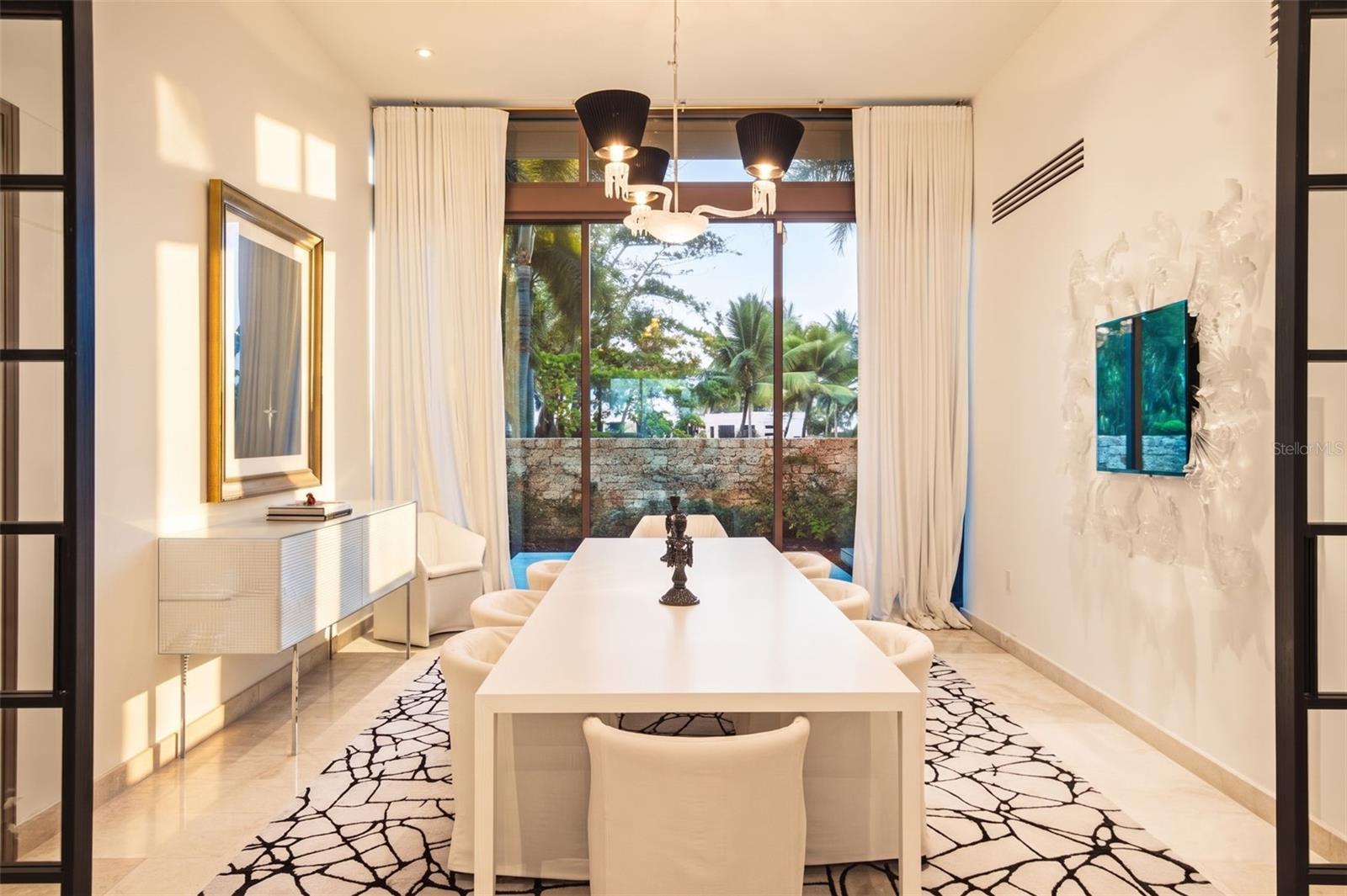 EAST BEACH - Residential