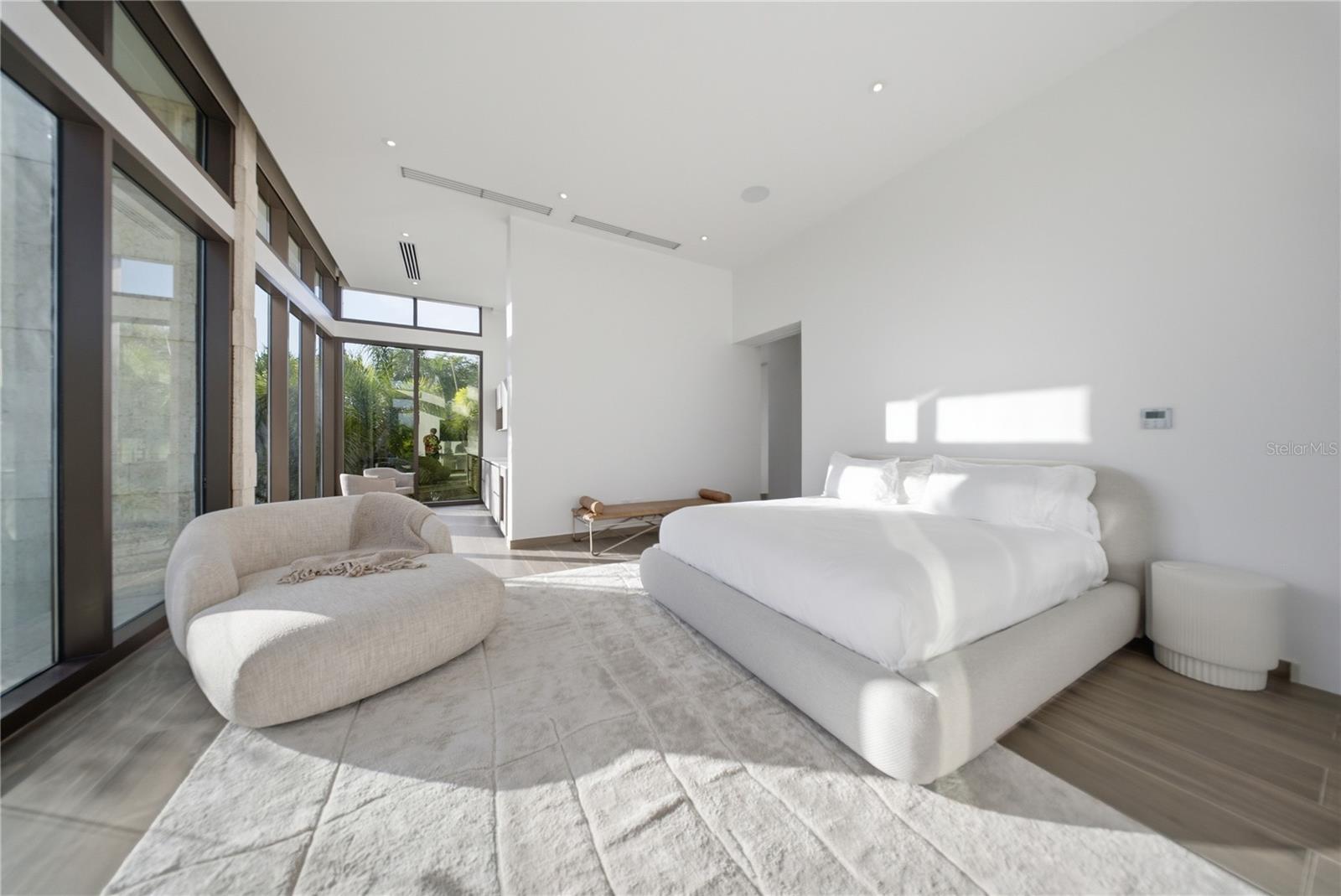 EAST BEACH - Residential