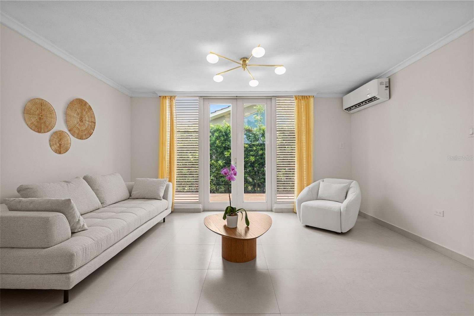 SABANERA DE DORADO - Residential