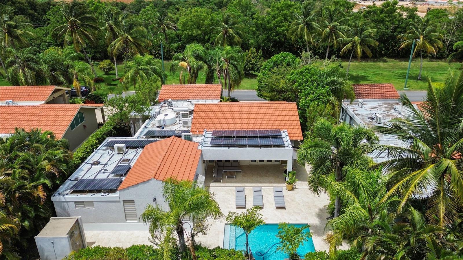 SABANERA DE DORADO - Residential