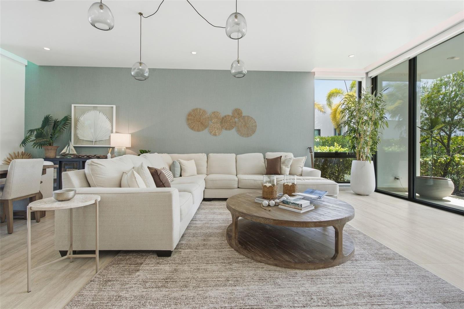 THE ENCLAVE - Residential