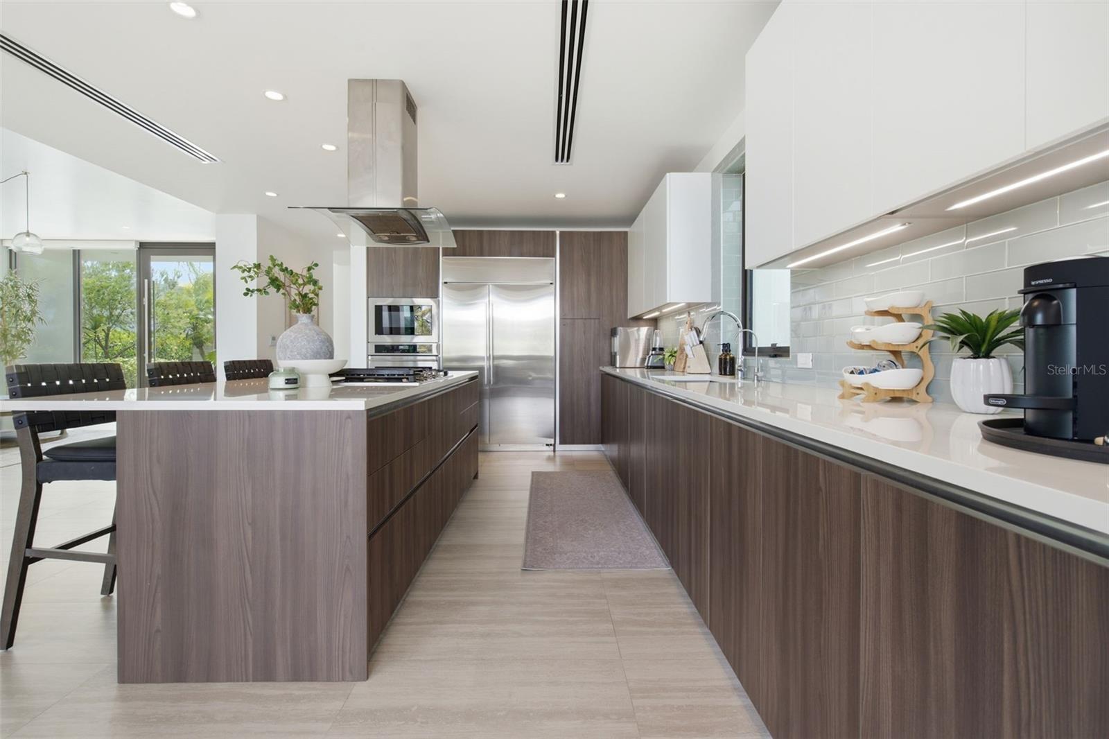THE ENCLAVE - Residential