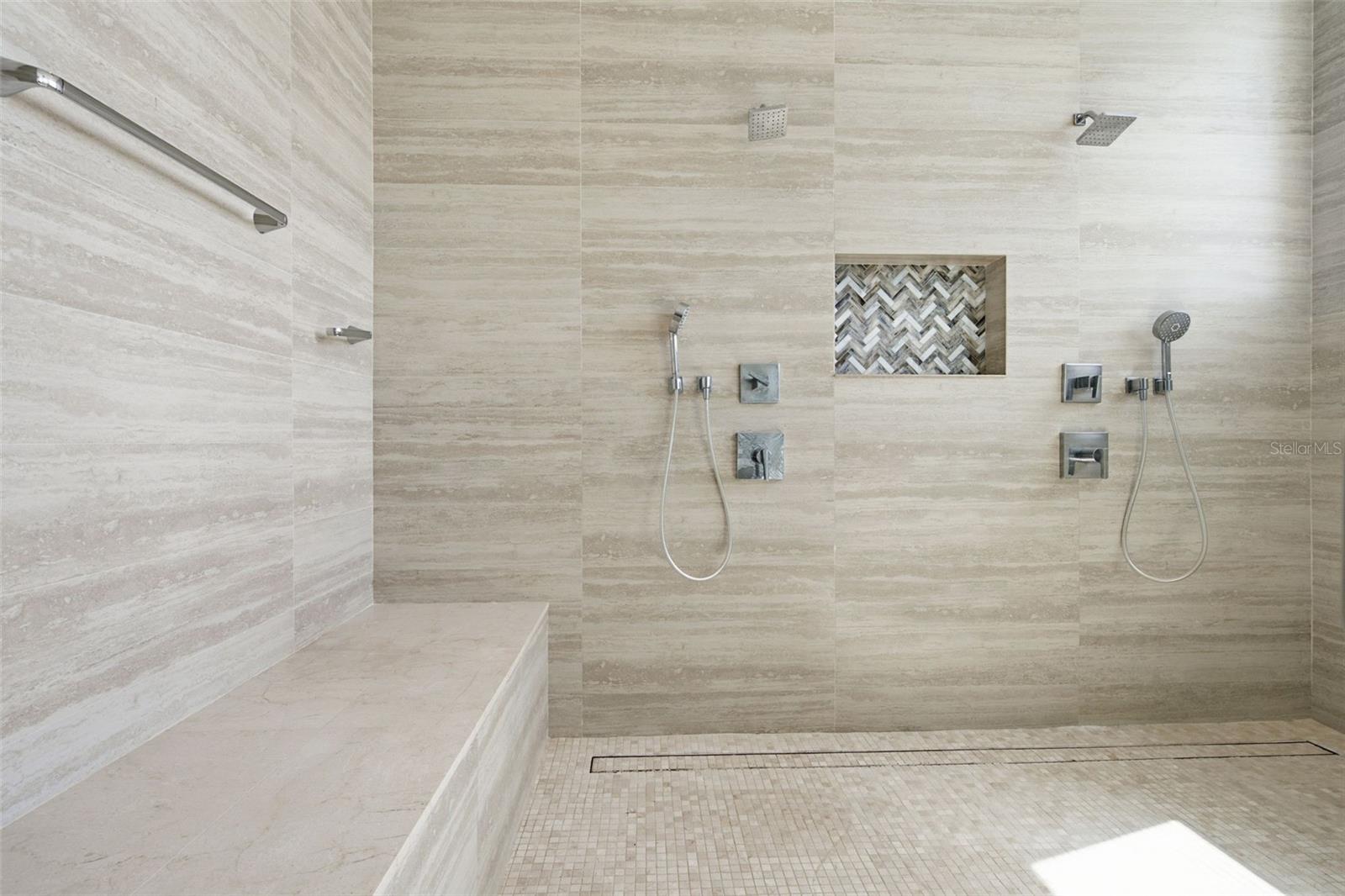 THE ENCLAVE - Residential