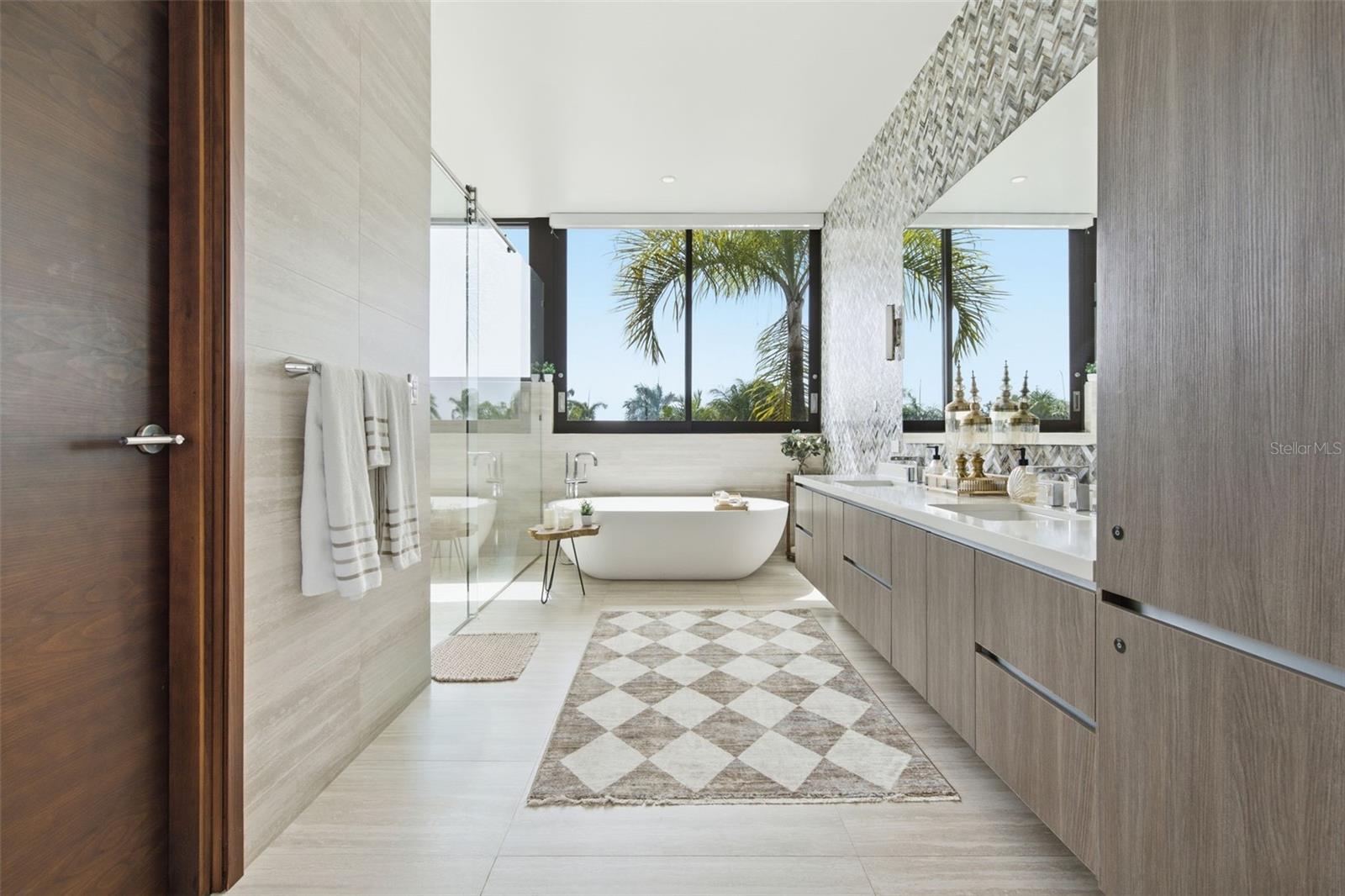 THE ENCLAVE - Residential