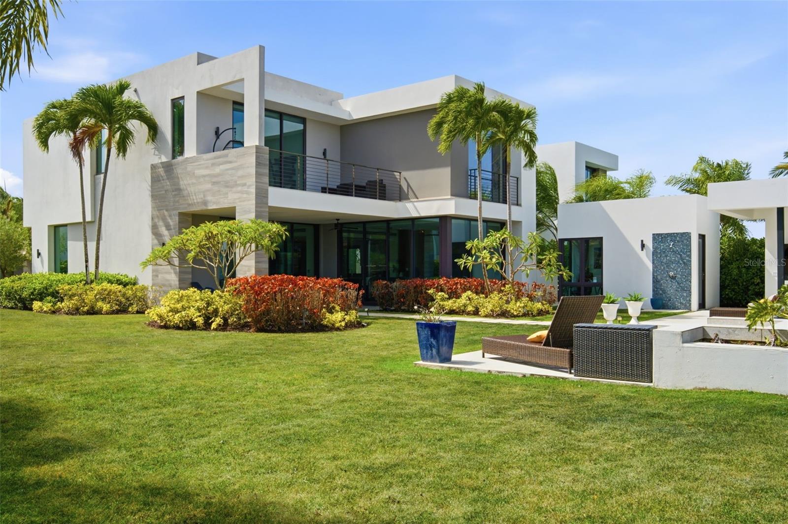 THE ENCLAVE - Residential