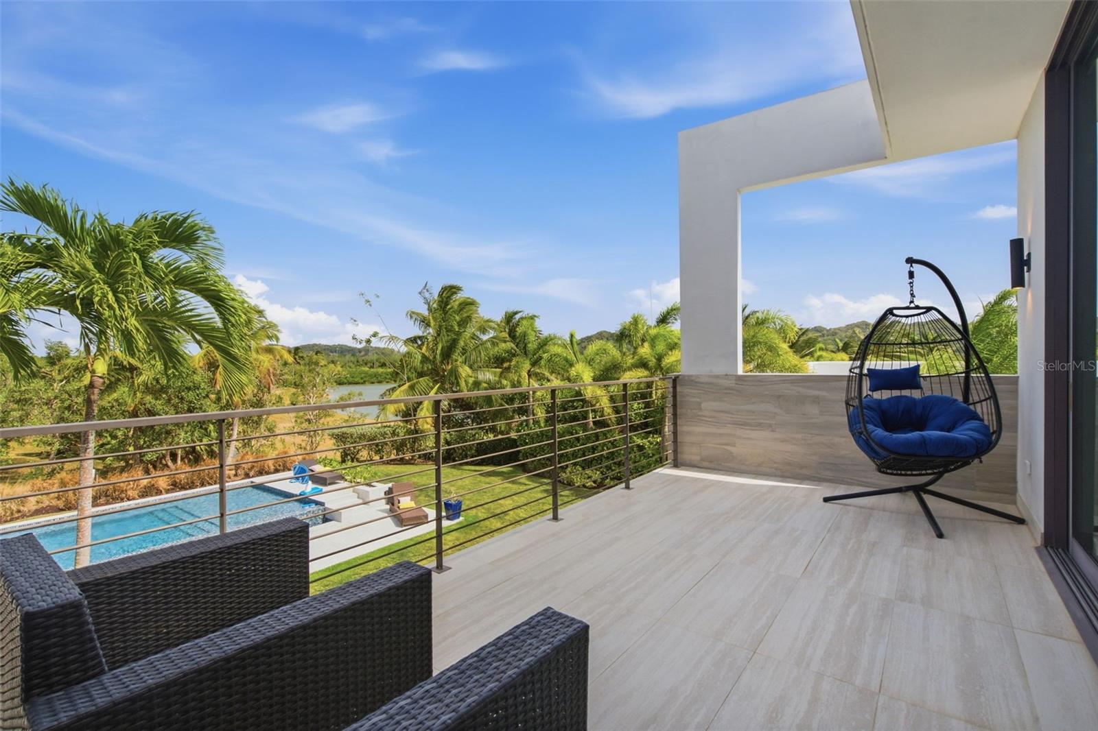 THE ENCLAVE - Residential