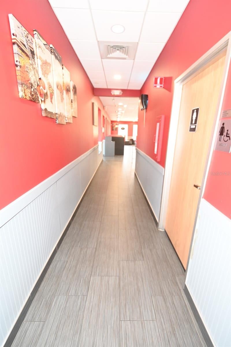 PARKWAY CENTER PH 02 - Commercial Sale