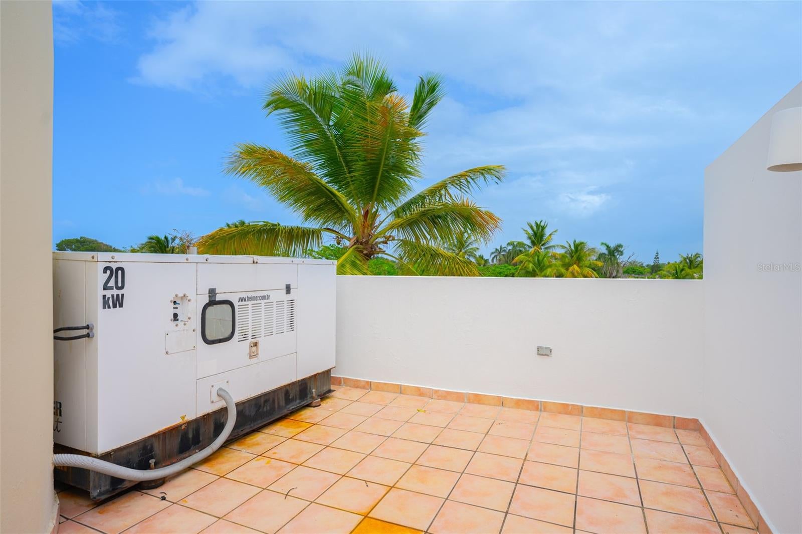VILLAS DE GOLF ESTE - Residential