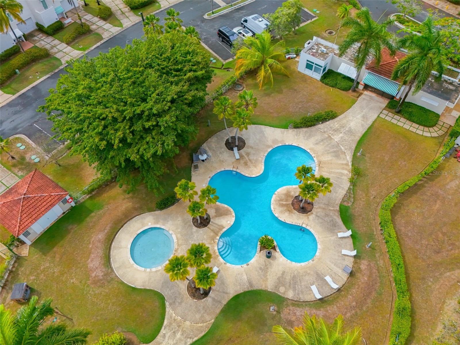 VILLAS DE GOLF ESTE - Residential