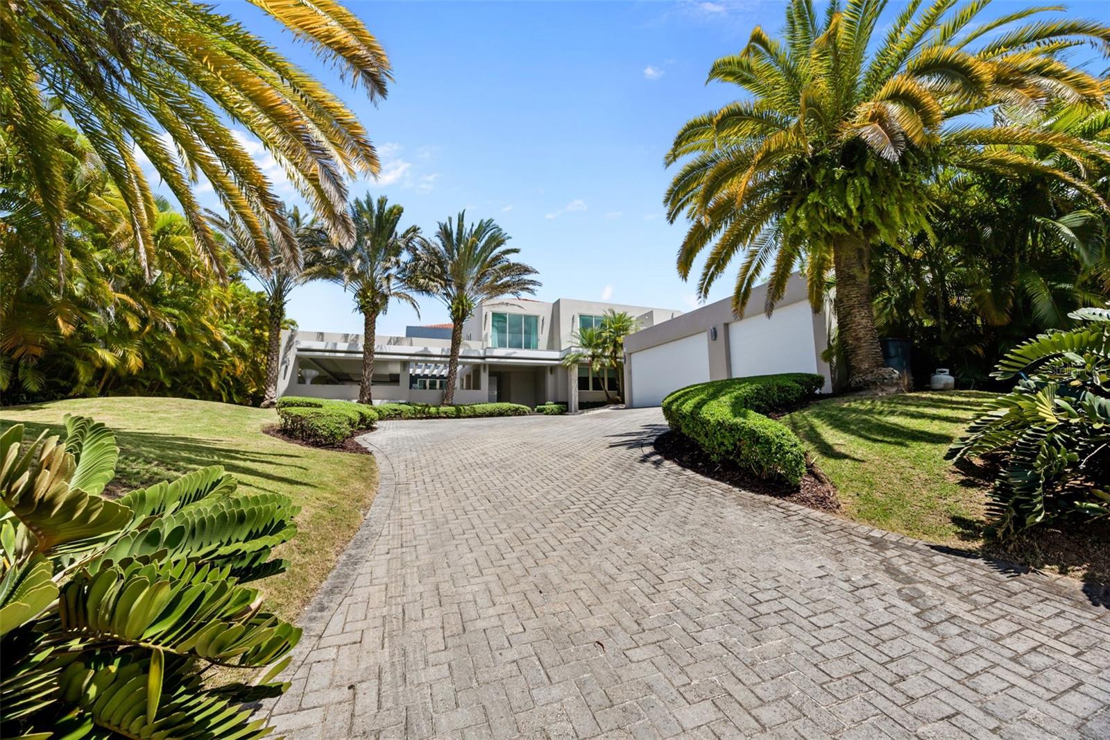 DORADO BEACH EAST - Residential