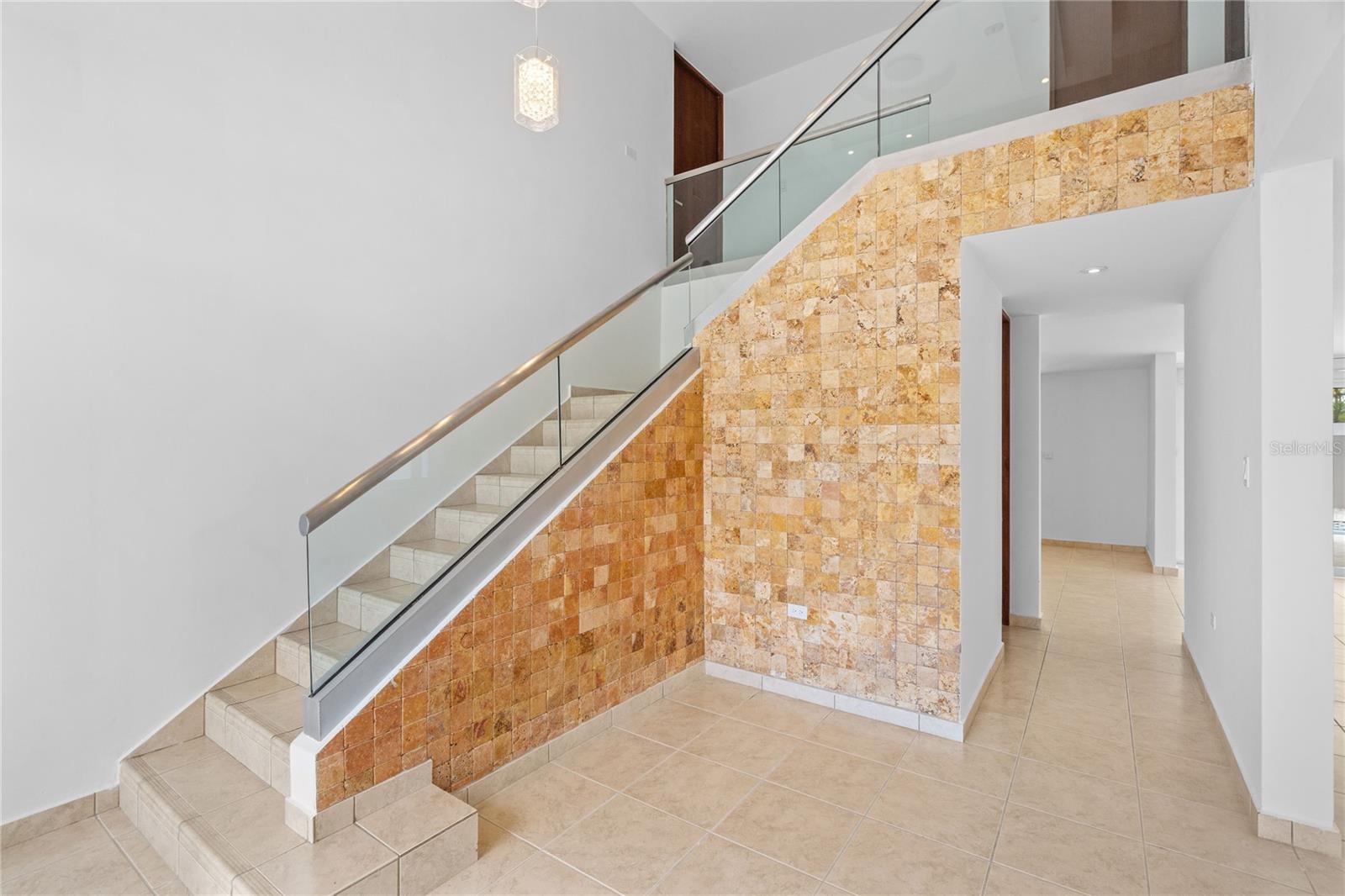 PASEO LOS CORALES 1 - Residential