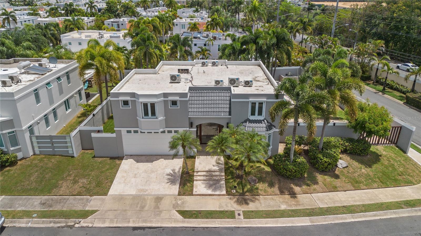 PASEO LOS CORALES 1 - Residential