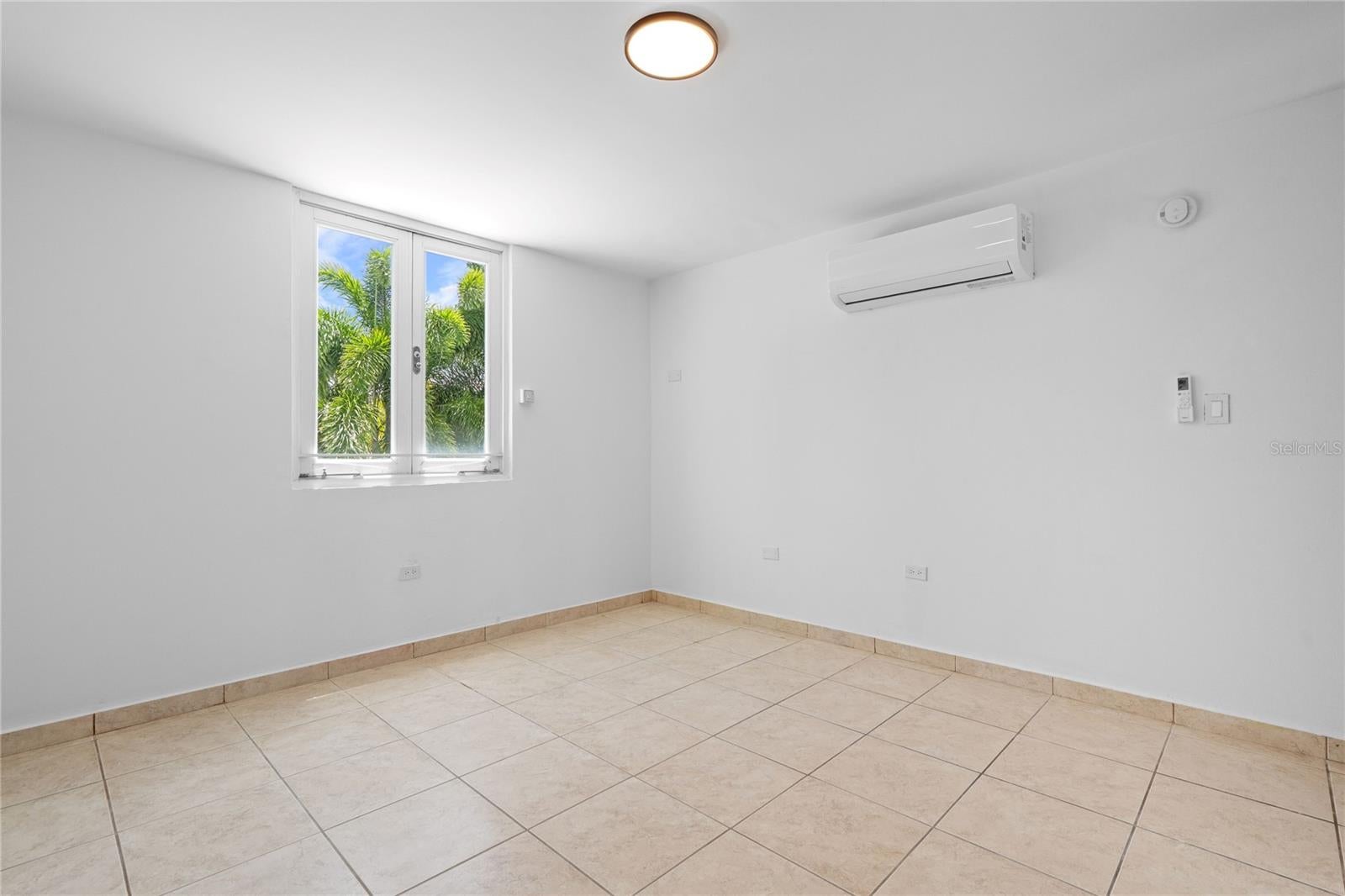 PASEO LOS CORALES 1 - Residential