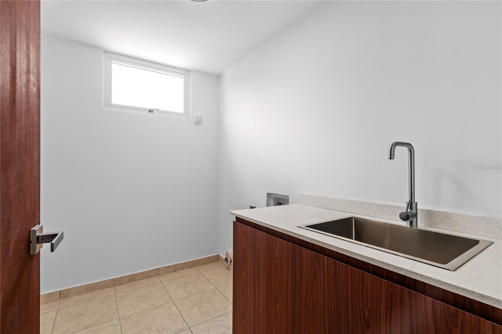 PASEO LOS CORALES 1 - Residential