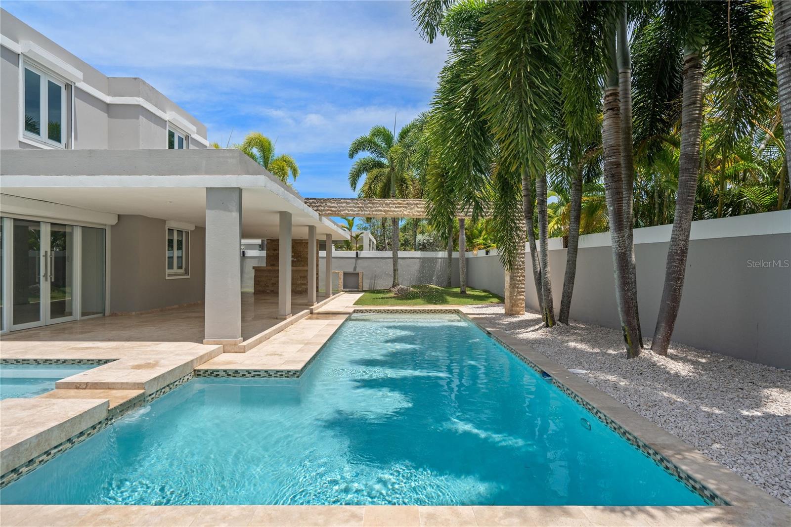PASEO LOS CORALES 1 - Residential