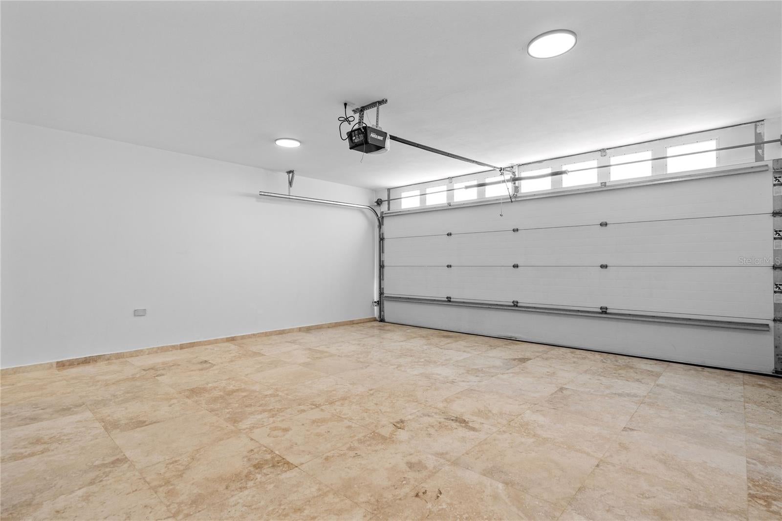 PASEO LOS CORALES 1 - Residential
