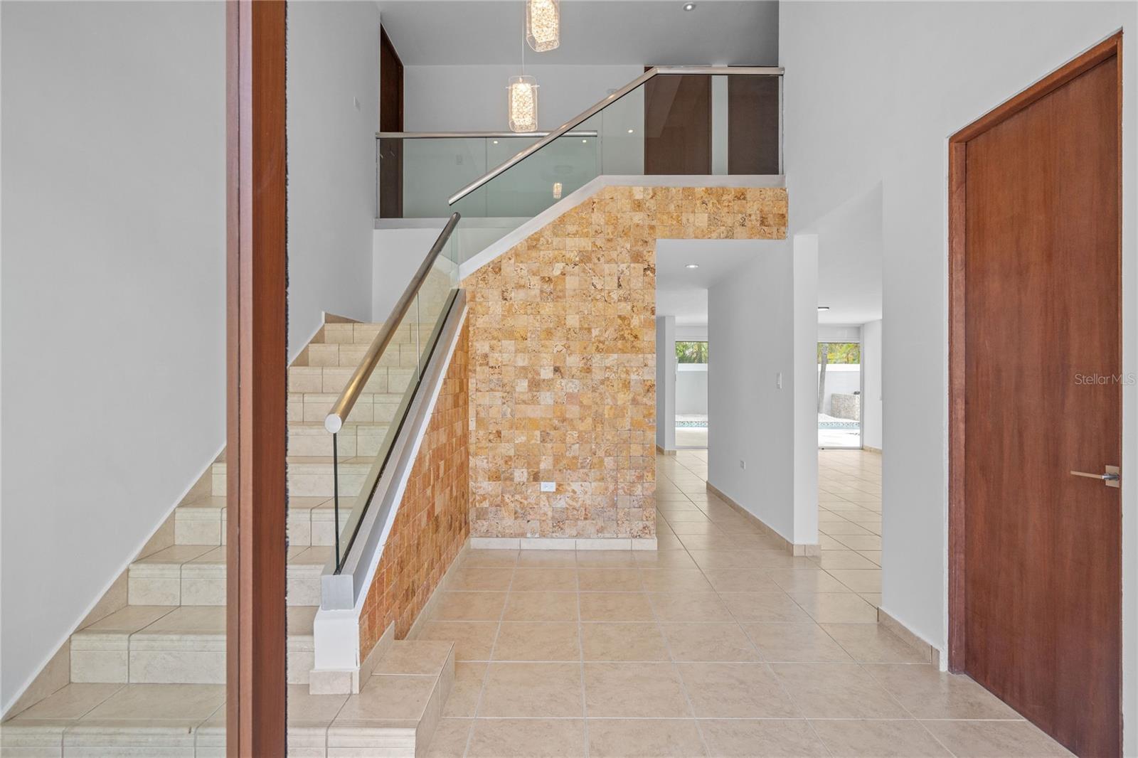 PASEO LOS CORALES 1 - Residential