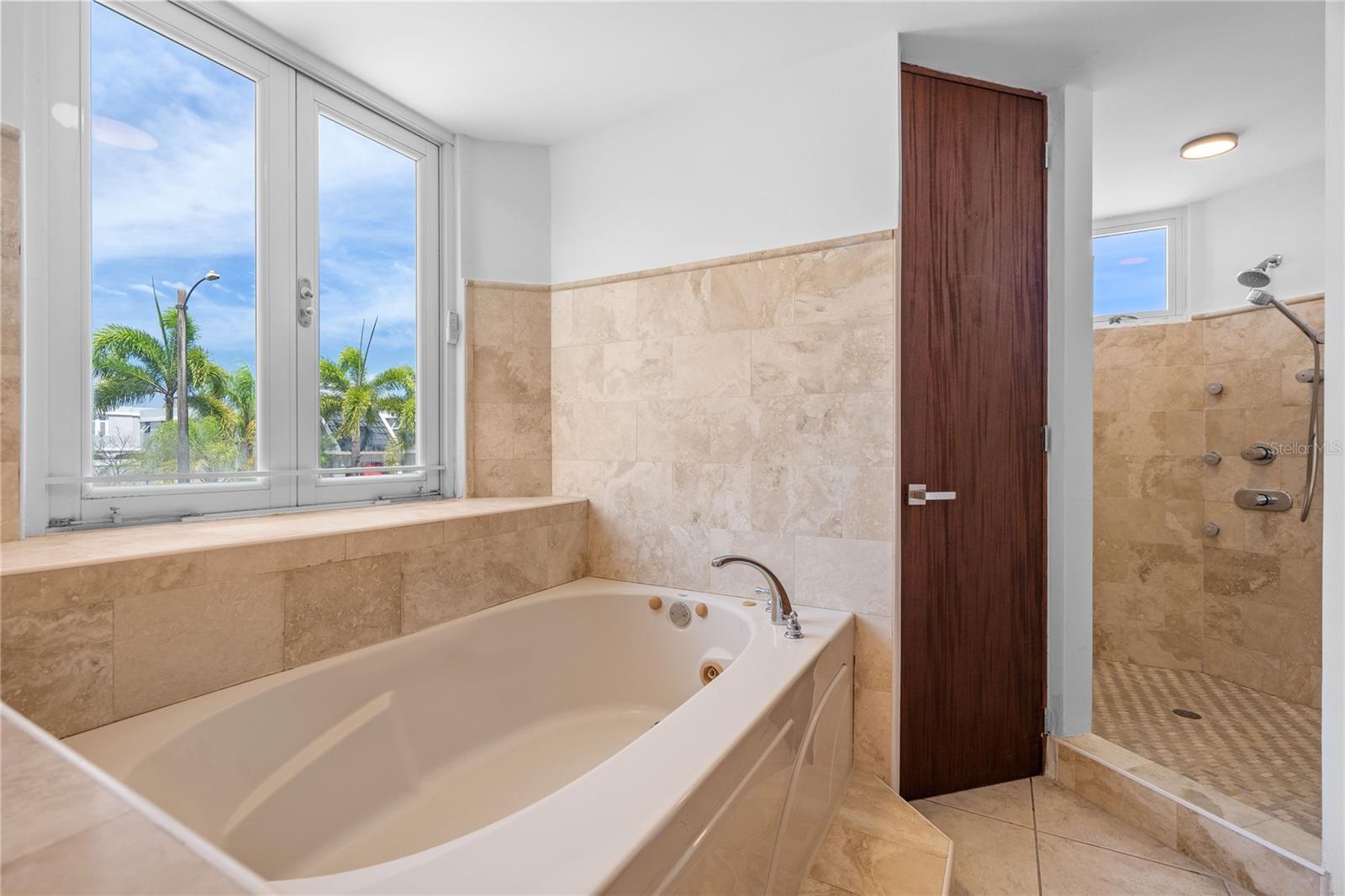 PASEO LOS CORALES 1 - Residential