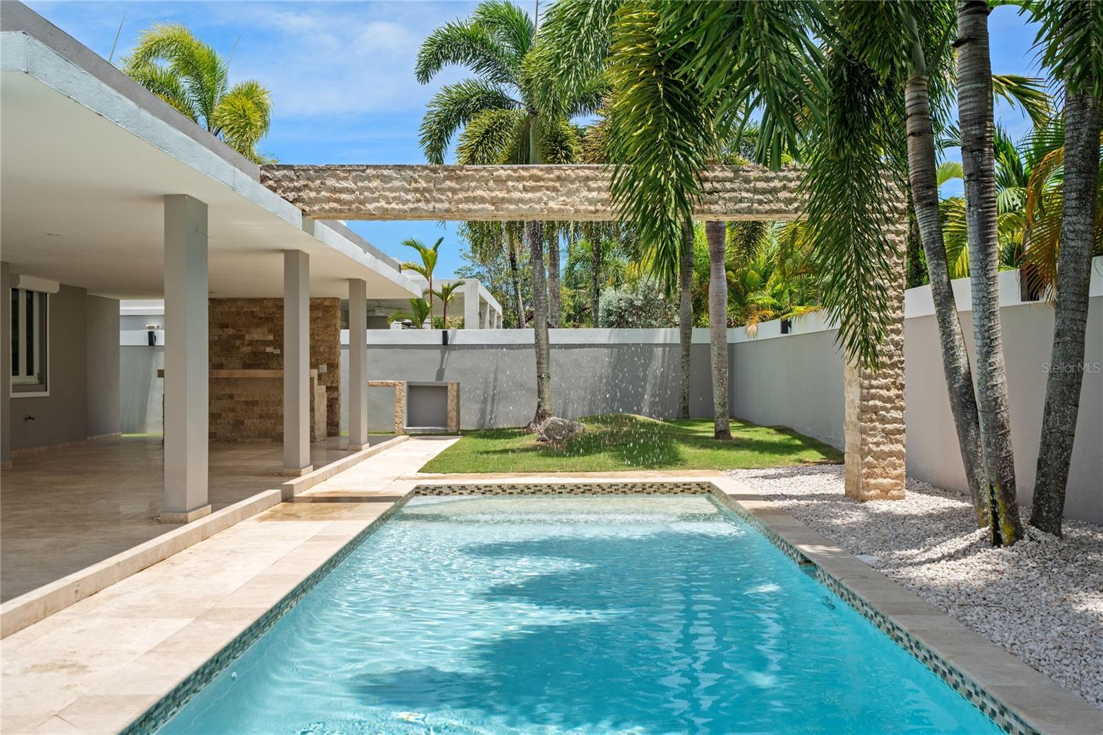 PASEO LOS CORALES 1 - Residential