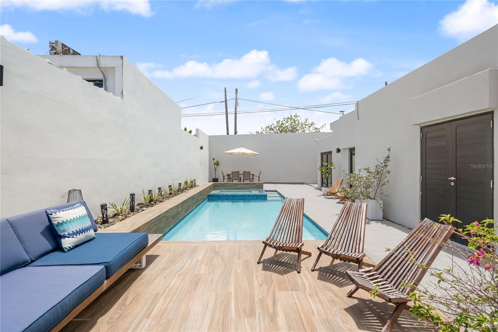 DORADO DEL MAR - Residential