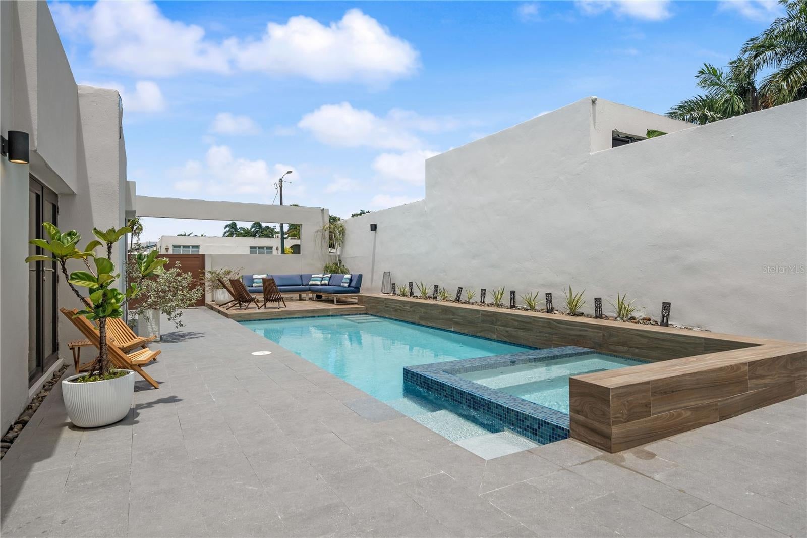 DORADO DEL MAR - Residential