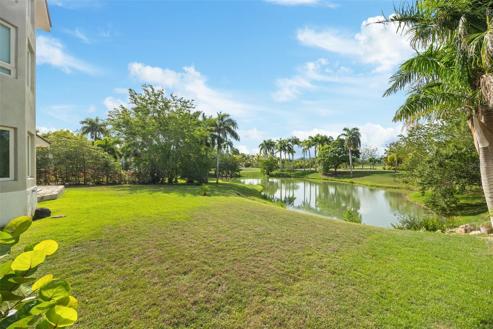 DORADO BEACH EAST - Residential