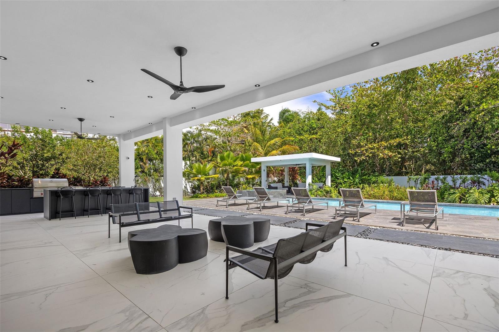 DORADO BEACH ESTATES - Residential