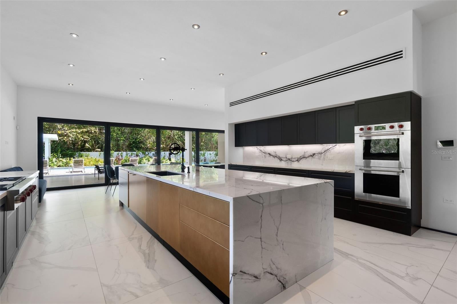 DORADO BEACH ESTATES - Residential