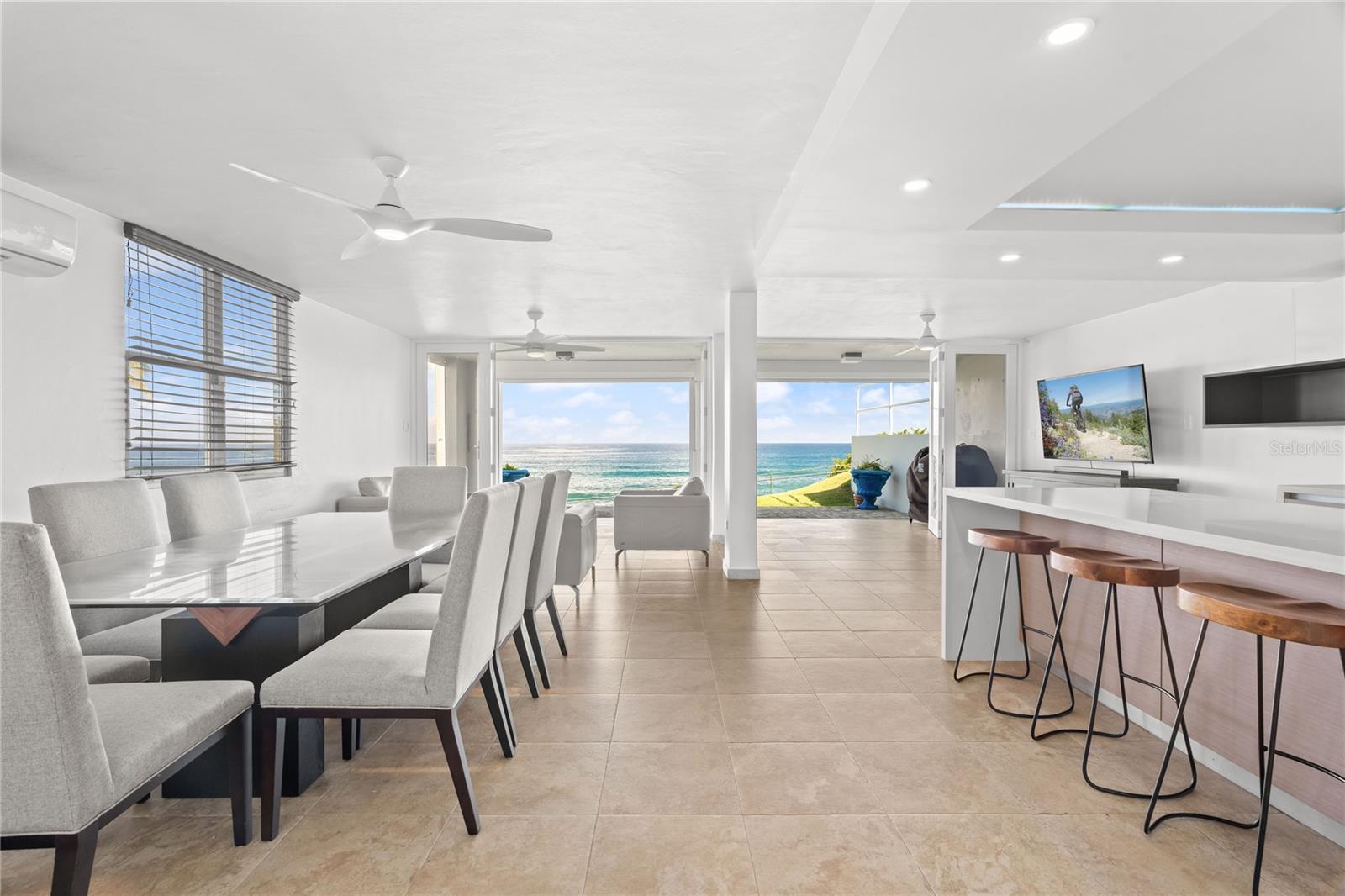 CONDOMINIO COSTA DORADA - Residential