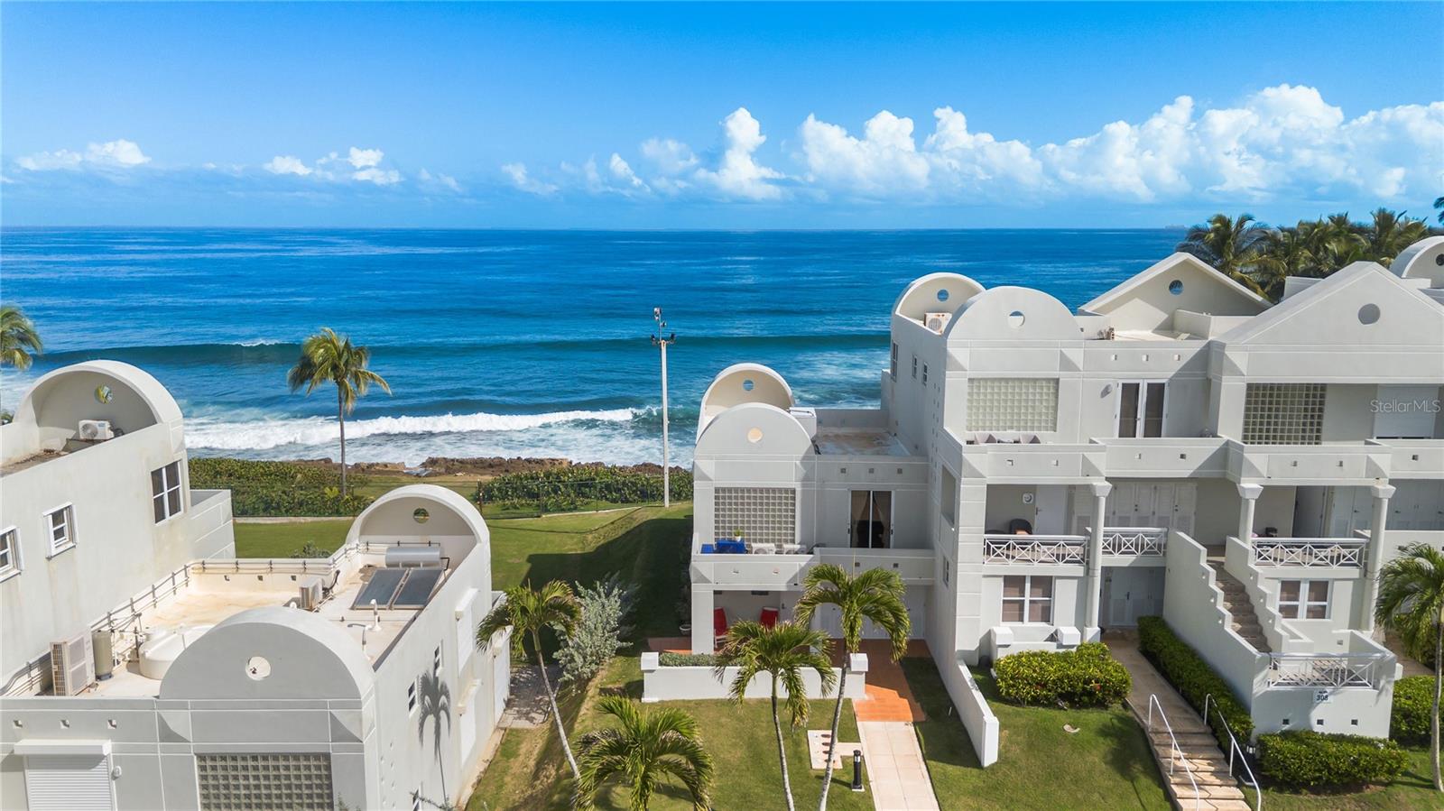 CONDOMINIO COSTA DORADA - Residential