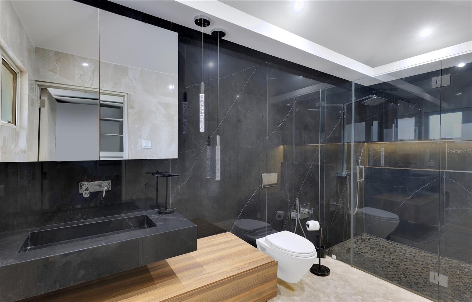 URB. DORADO BEACH EAST - Residential