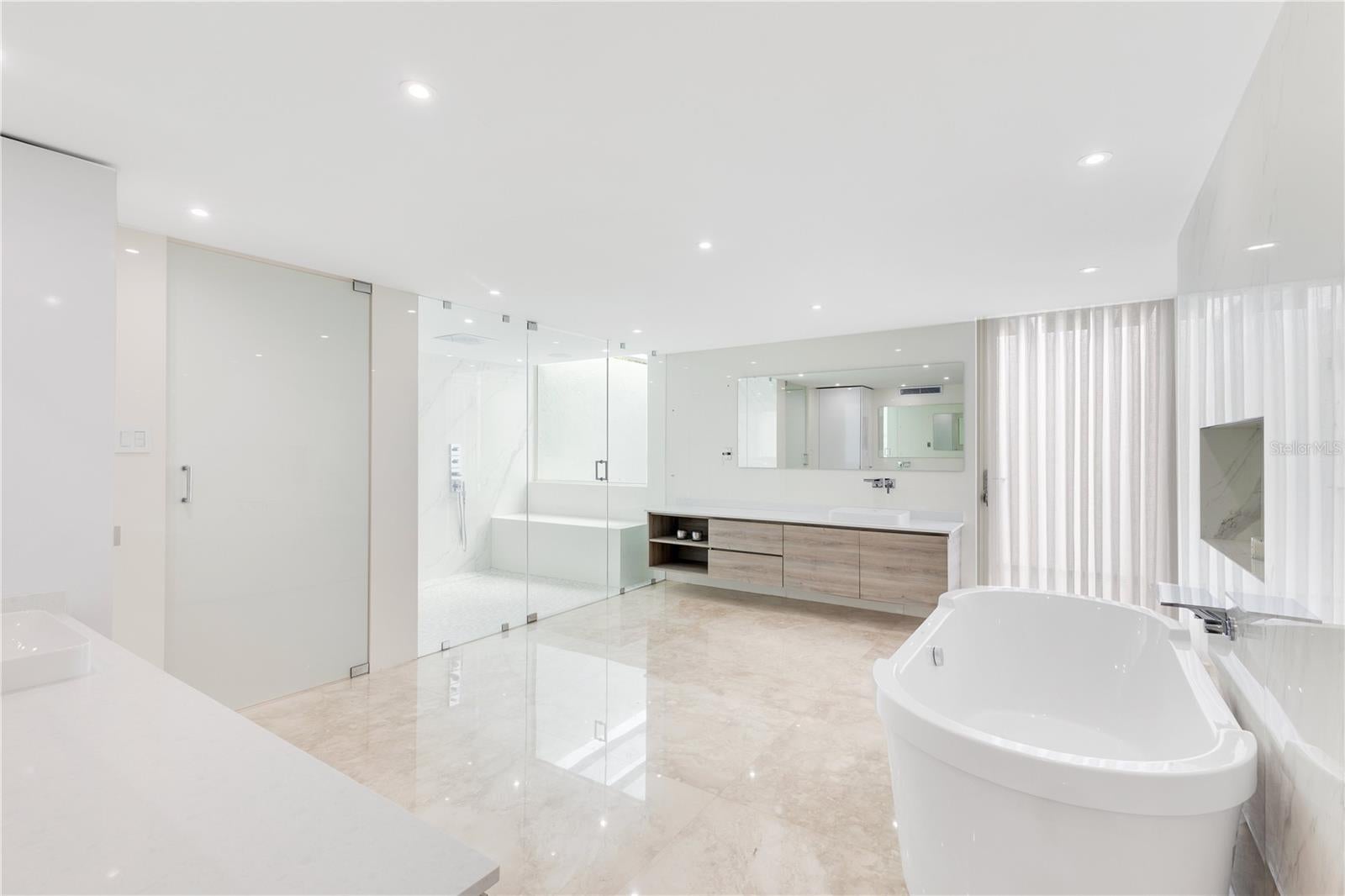 URB. DORADO BEACH EAST - Residential