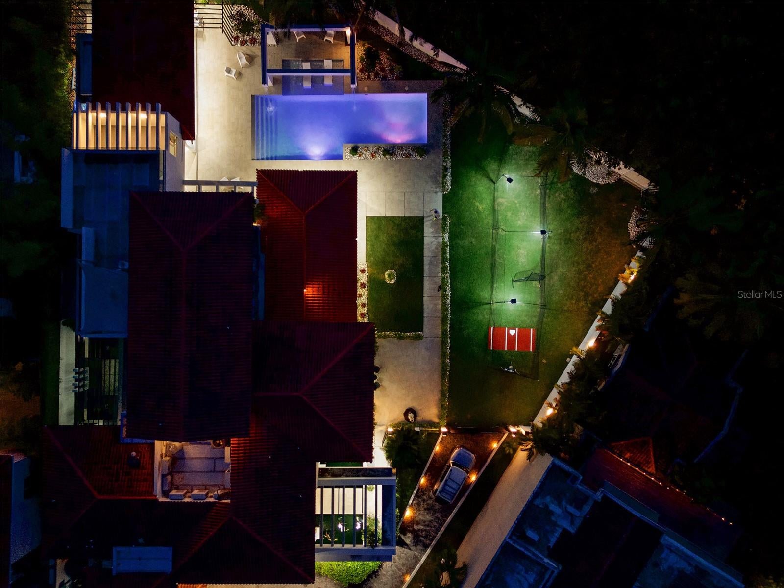 URB. DORADO BEACH EAST - Residential