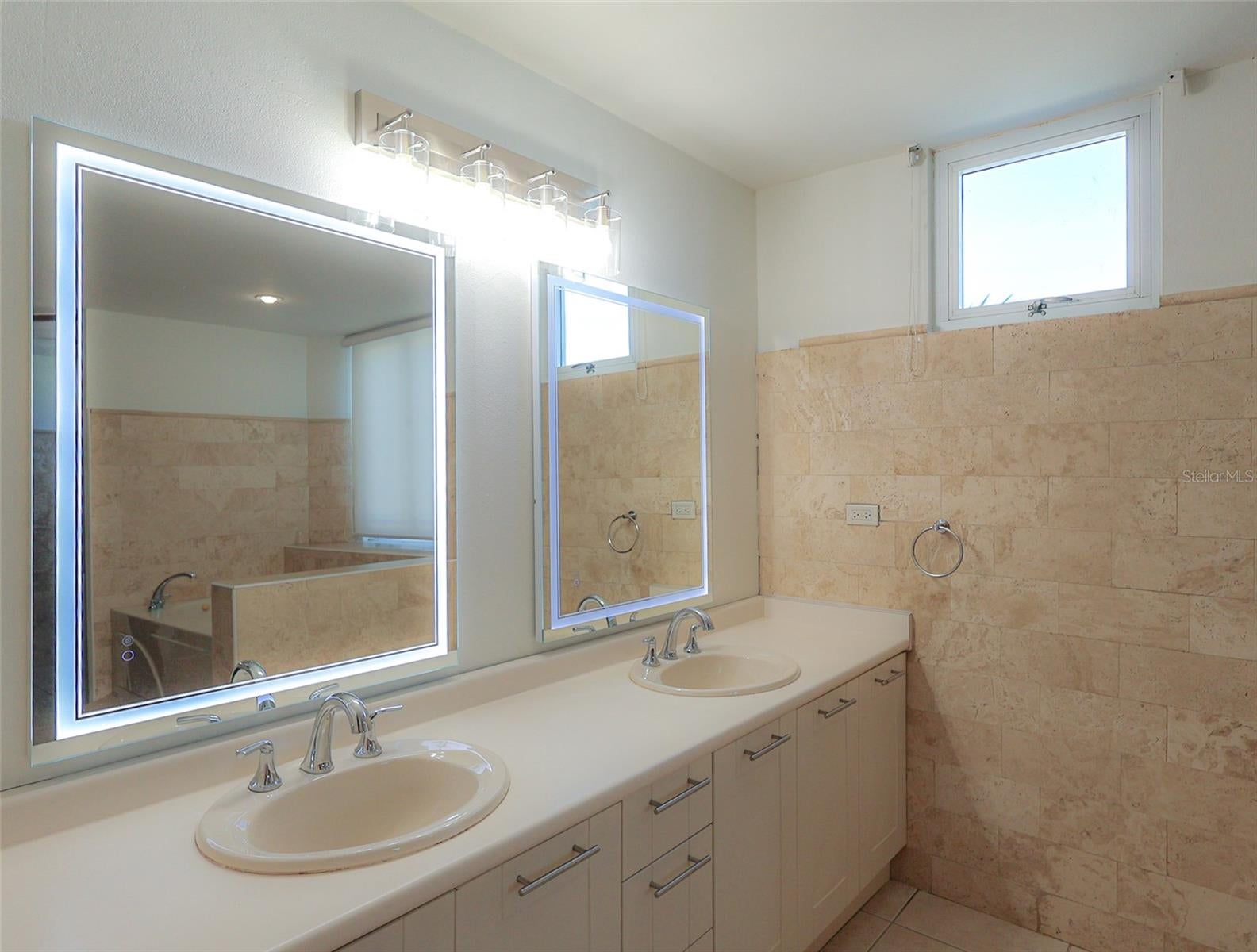 URBANIZACION PASEO LOS CORALES I - Residential