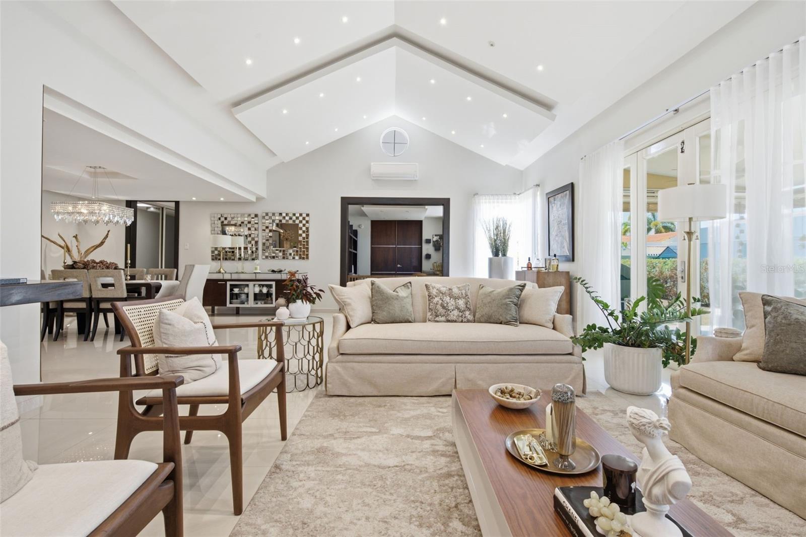 SABANERA DORADO - Residential