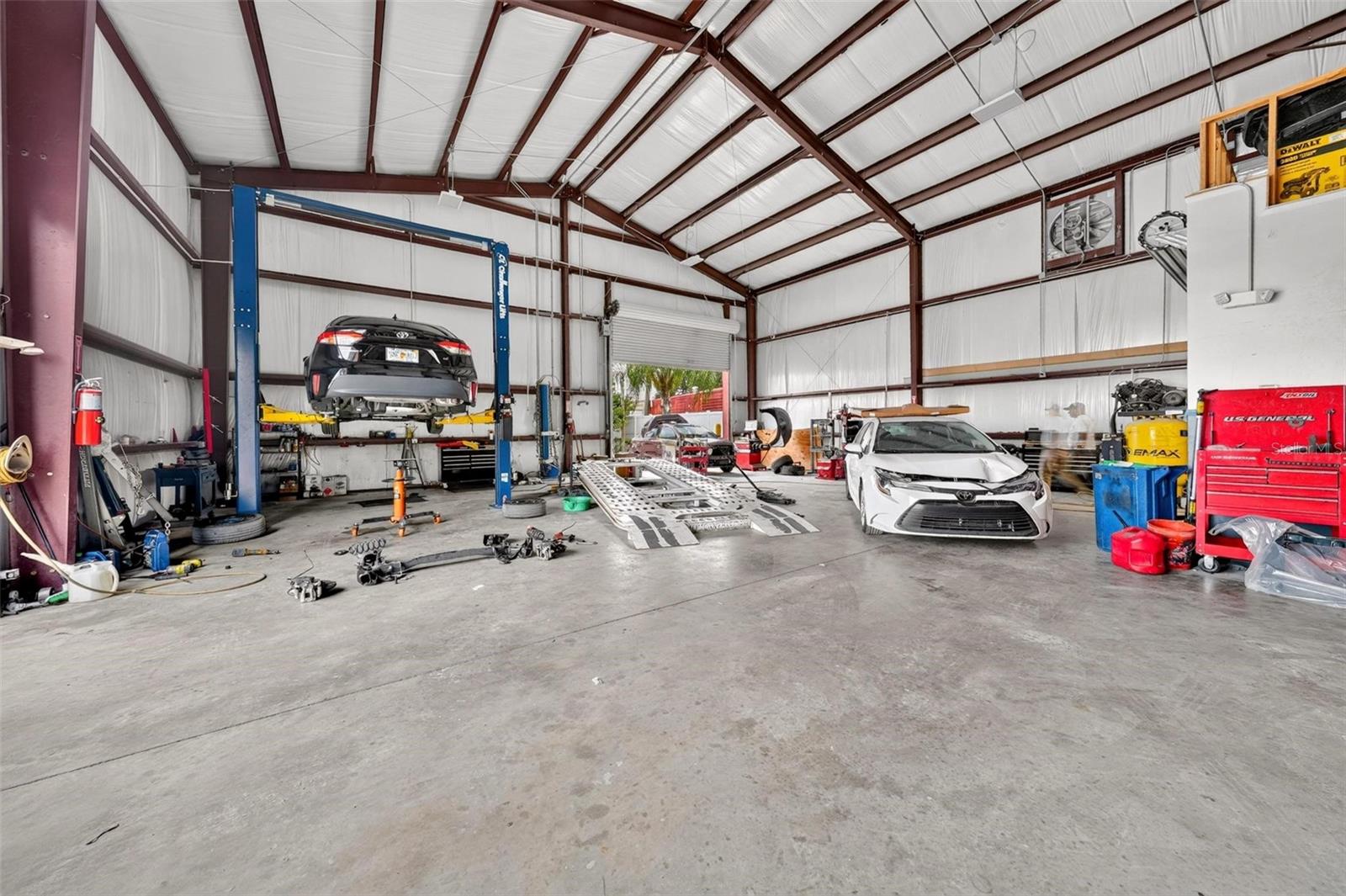 WEISSINGER - Commercial Sale