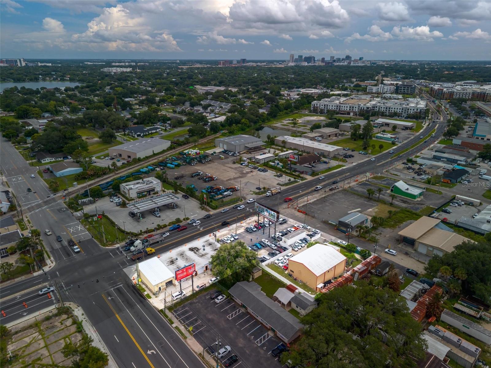 WEISSINGER - Commercial Sale
