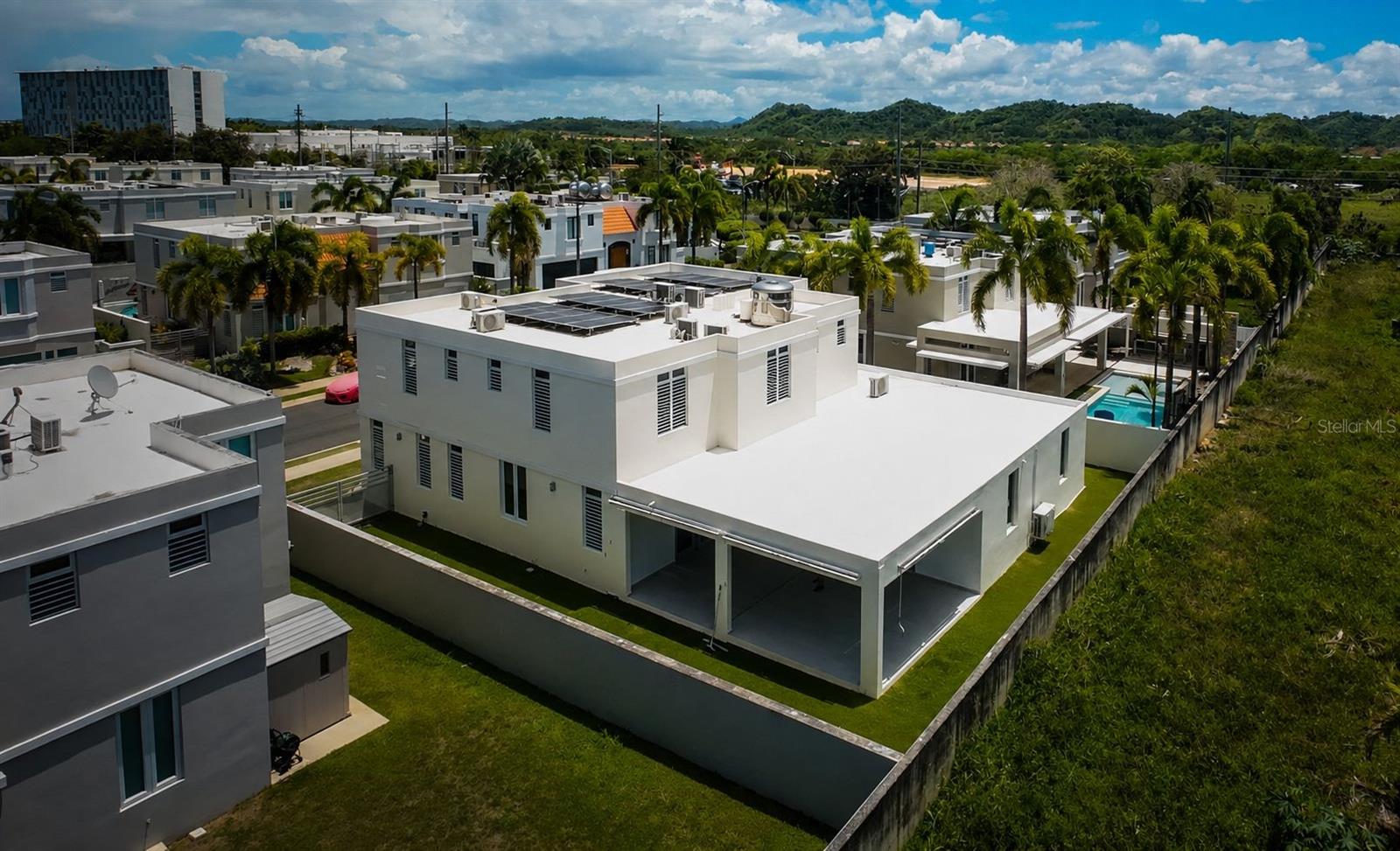 PASEO LOS CORALES II - Residential